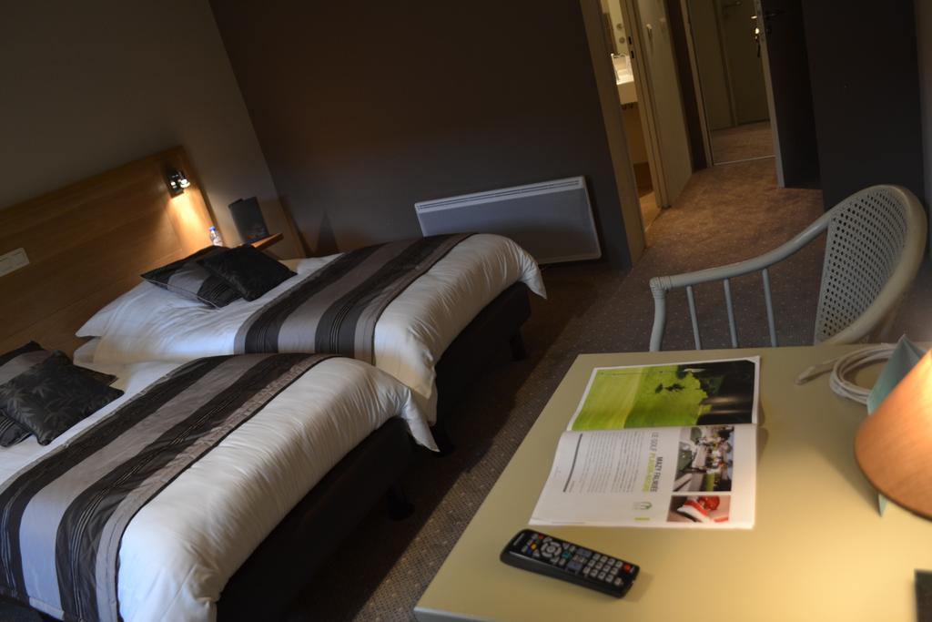 Golf & Hotel De Falnuee Mazy Room photo